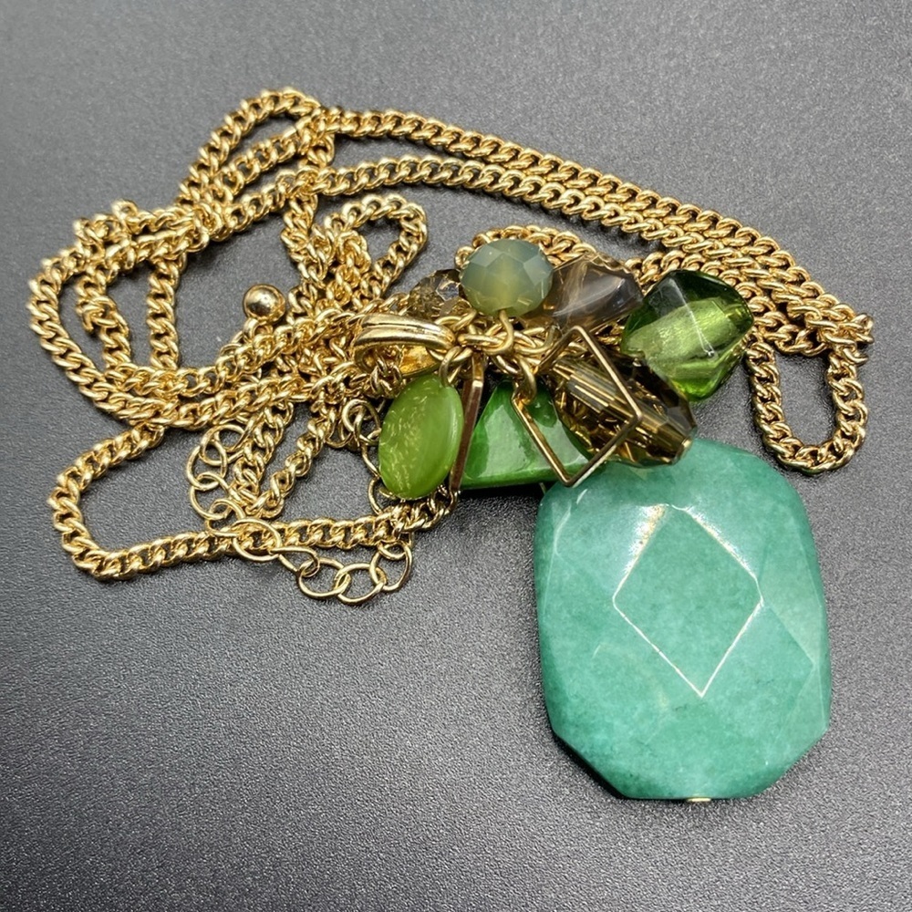 Long Green Natural Stone Pendant Cluster Dangle Necklace